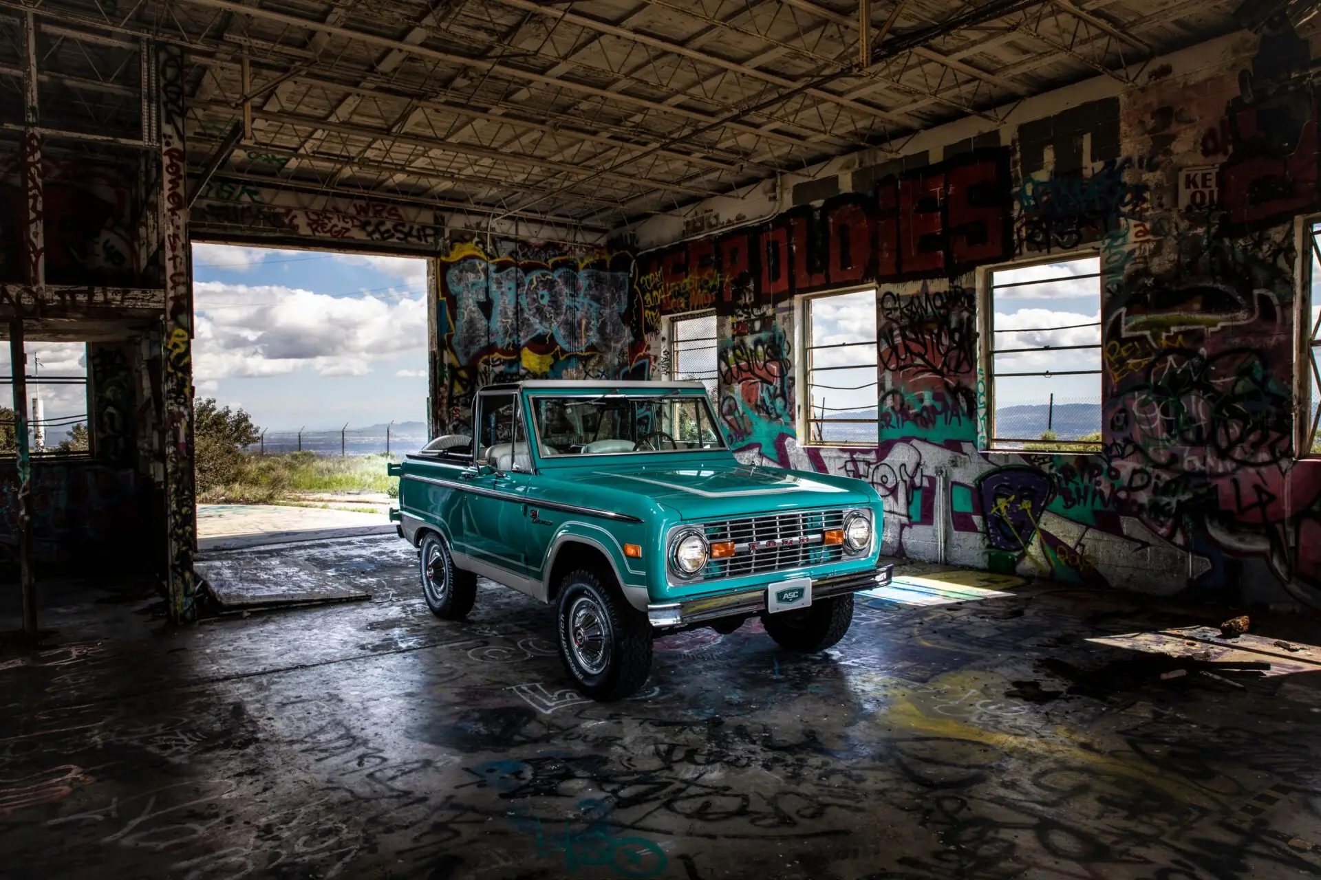 Old Topanga Bronco