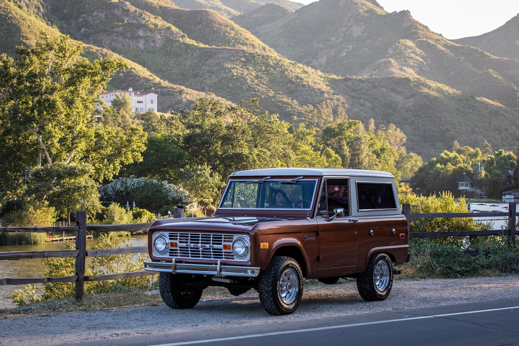 Enjoyed / Sequoia Brown Bronco